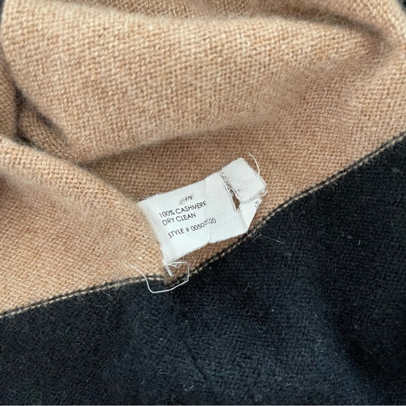 Club Monaco 100% Cashmere Sweater in Size S - Picture 4 of 4